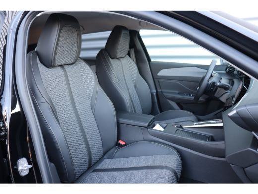 Peugeot 308 SW 1.2 HYBRID 145PK ALLURE AUTOMAAT / NAVI / LEDER / CLIMA / PDC / 17" LMV / CAMERA / KEYLESS / F... ActivLease financial lease