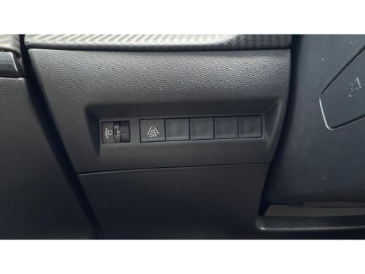 Peugeot e-2008 EV Allure 50 kWh | 96% SOH | Camera achter | Apple Carplay / Android Auto | Navigatie | ActivLease financial lease