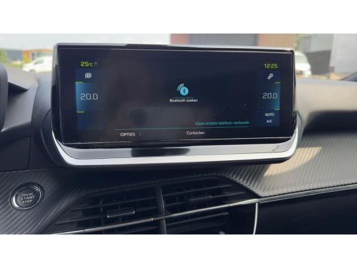 Peugeot e-2008 EV Allure 50 kWh | 96% SOH | Camera achter | Apple Carplay / Android Auto | Navigatie | ActivLease financial lease