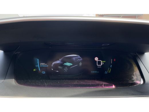 Peugeot e-2008 EV Allure 50 kWh | 96% SOH | Camera achter | Apple Carplay / Android Auto | Navigatie | ActivLease financial lease