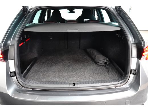 Skoda Octavia Combi 1.4 TSI iV RS PHEV 245PK | TREKHAAK | CAMERA | STOELVERW. | NAVIGATIE | APP. CONNECT | 18 I... ActivLease financial lease