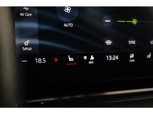 Skoda Octavia Combi 1.4 TSI iV RS PHEV 245PK | TREKHAAK | CAMERA | STOELVERW. | NAVIGATIE | APP. CONNECT | 18 I... ActivLease financial lease