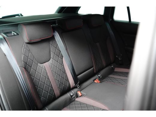 Skoda Octavia Combi 1.4 TSI iV RS PHEV 245PK | TREKHAAK | CAMERA | STOELVERW. | NAVIGATIE | APP. CONNECT | 18 I... ActivLease financial lease
