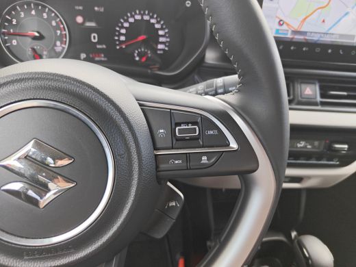 Suzuki Swift 1.2 Select Smart Hybrid ActivLease financial lease