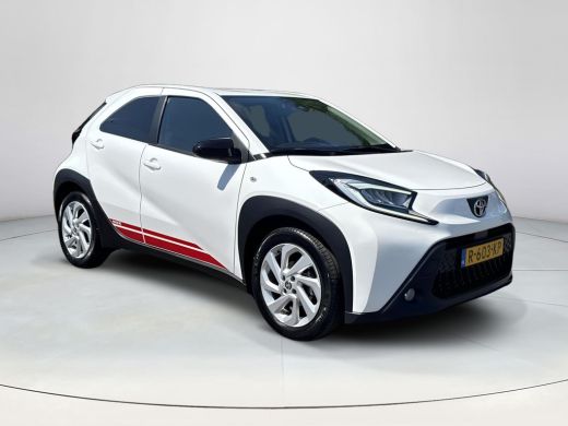 Toyota Aygo 1.0 VVT-i S-CVT first | Achteruitrijcamera | Automaat | Climate controle | ActivLease financial lease