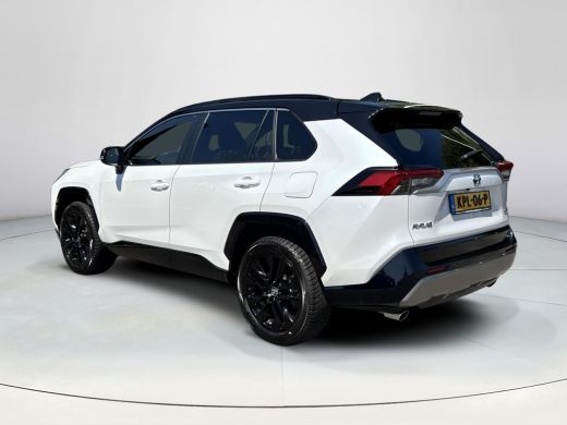 Toyota RAV4 2.5 Hybrid AWD Bi-Tone | Navigatie | Stoel - en stuurverwarming | Mag 1650KG trekken | ActivLease financial lease