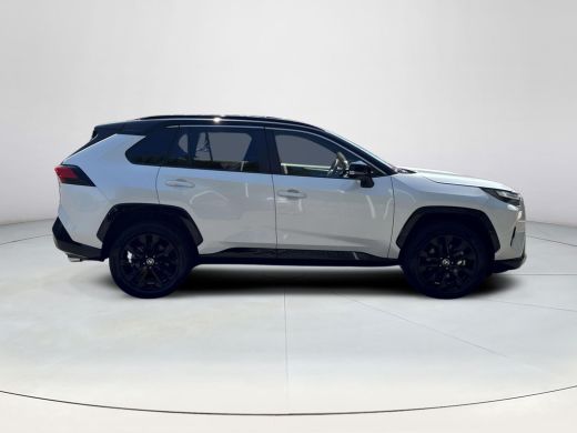 Toyota RAV4 2.5 Hybrid AWD Bi-Tone | Navigatie | Stoel - en stuurverwarming | Mag 1650KG trekken | ActivLease financial lease