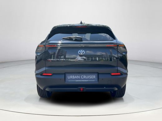 Toyota Urban Cruiser Dynamic 61 kWh | Bluish Black parelmoer | Nieuw uit voorraad leverbaar | ActivLease financial lease