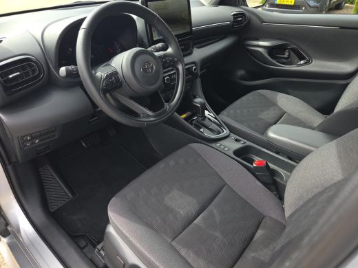 Toyota Yaris 1.5 Hybrid 115 Dynamic Comfort Pack | NL Auto | BTW Auto | Apple CarPlay | Rijklaar incl. garantie | ActivLease financial lease