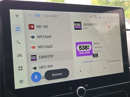 Toyota Yaris 1.5 Hybrid 115 Dynamic Comfort Pack | NL Auto | BTW Auto | Apple CarPlay | Rijklaar incl. garantie | ActivLease financial lease