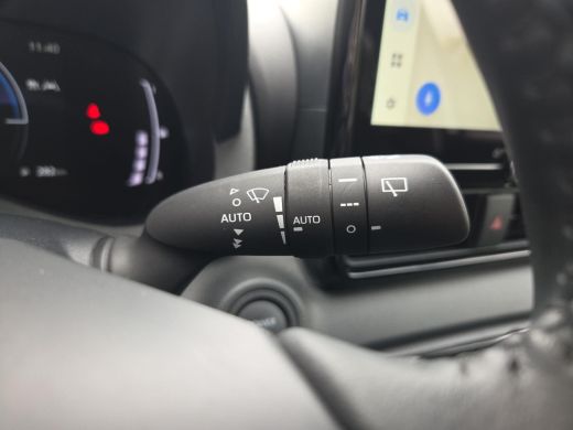Toyota Yaris 1.5 Hybrid 115 Dynamic Comfort Pack | NL Auto | BTW Auto | Apple CarPlay | Rijklaar incl. garantie | ActivLease financial lease
