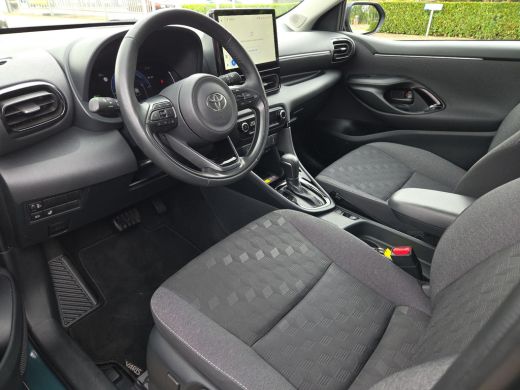 Toyota Yaris 1.5 Hybrid 115 Dynamic Comfort Pack | NL Auto | BTW Auto | Apple CarPlay | Rijklaar incl. garantie | ActivLease financial lease