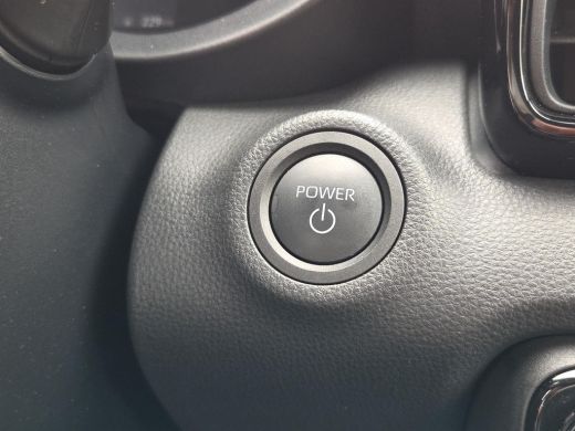 Toyota Yaris 1.5 Hybrid 115 Dynamic Comfort Pack | NL Auto | BTW Auto | Apple CarPlay | Rijklaar incl. garantie | ActivLease financial lease