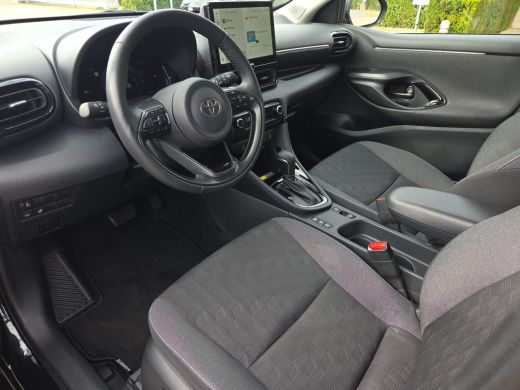 Toyota Yaris 1.5 Hybrid 115 Dynamic Comfort Pack | NL Auto | BTW Auto | Apple CarPlay | Rijklaar incl. garantie | ActivLease financial lease