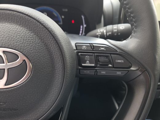 Toyota Yaris 1.5 Hybrid 115 Dynamic Comfort Pack | NL Auto | BTW Auto | Apple CarPlay | Rijklaar incl. garantie | ActivLease financial lease