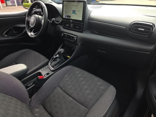 Toyota Yaris 1.5 Hybrid 115 Dynamic Comfort Pack | NL Auto | BTW Auto | Apple CarPlay | Rijklaar incl. garantie | ActivLease financial lease
