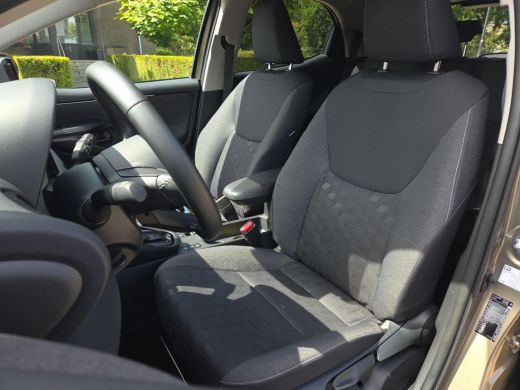 Toyota Yaris 1.5 Hybrid 115 First Edition | NL Auto | BTW Auto | Apple CarPlay | Rijklaar incl. garantie | ActivLease financial lease