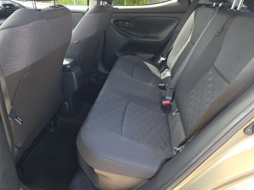 Toyota Yaris 1.5 Hybrid 115 First Edition | NL Auto | BTW Auto | Apple CarPlay | Rijklaar incl. garantie | ActivLease financial lease