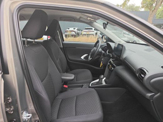 Toyota Yaris Cross 1.5 Hybrid 115 Business Plus | 06-10141018 Voor meer informatie ActivLease financial lease