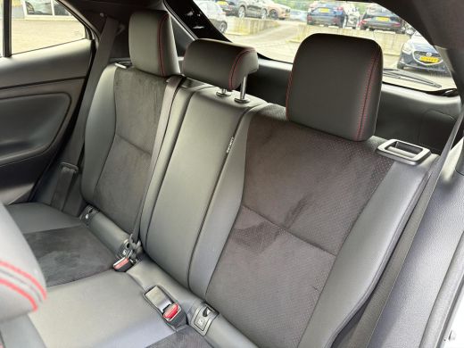 Toyota Yaris Cross 1.5 Hybrid GR Sport | Navigatie | Head up Display | ActivLease financial lease