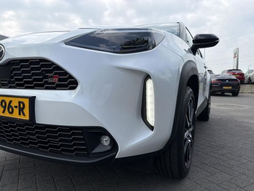 Toyota Yaris Cross 1.5 Hybrid GR Sport | Navigatie | Head up Display | ActivLease financial lease