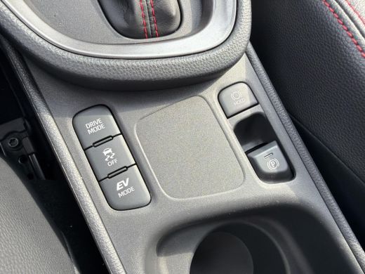 Toyota Yaris Cross 1.5 Hybrid GR Sport | Navigatie | Head up Display | ActivLease financial lease