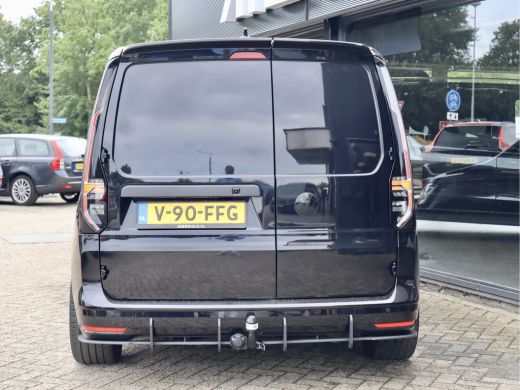 Volkswagen Caddy 2.0 TDI 120PK DSGBLACK EDITION ActivLease financial lease