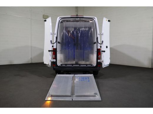 Volkswagen Crafter 2.0 TDI 177pk L3 H3 Automaat Multitemp -20 Graden Laadklep ActivLease financial lease