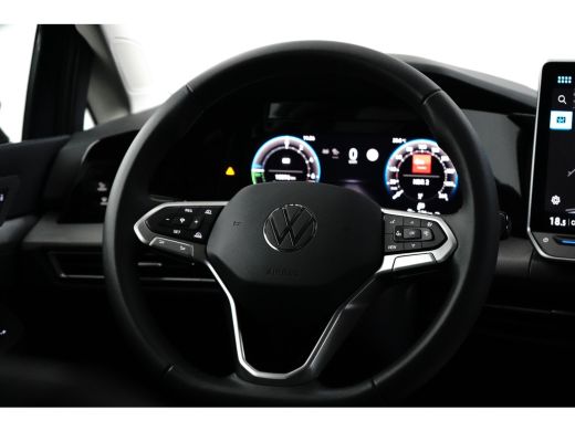 Volkswagen Golf 1.5 eHybrid 204PK Style Edition | ACC | Elektrische stoelen met geheugen | Navigatie | Head-up di... ActivLease financial lease