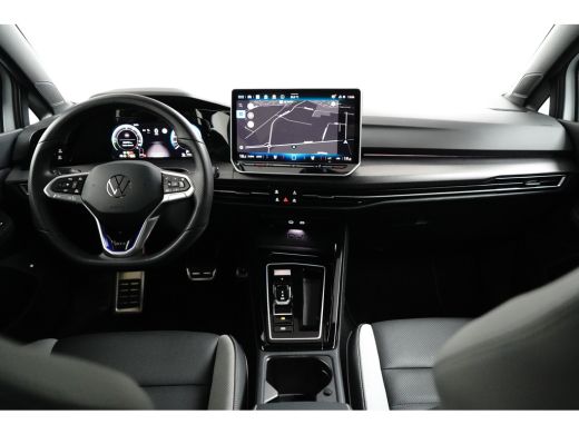 Volkswagen Golf 1.5 TSI eHybrid 272PK GTE | Achteruitrijcamera | Dode-hoek detectie | Elektrische stoel met geheu... ActivLease financial lease