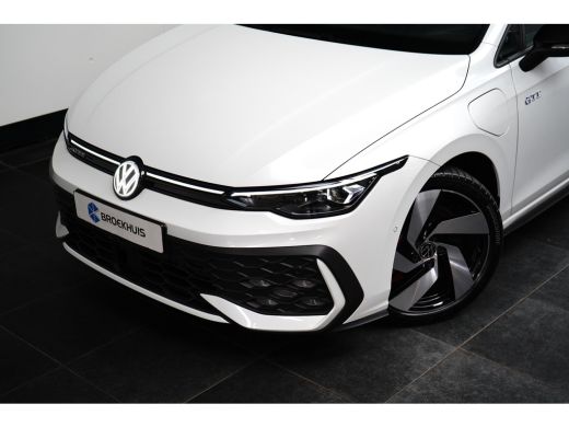 Volkswagen Golf 1.5 TSI eHybrid 272PK GTE | Achteruitrijcamera | Dode-hoek detectie | Elektrische stoel met geheu... ActivLease financial lease