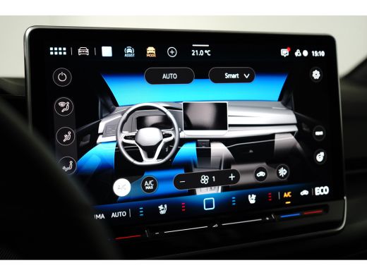 Volkswagen Golf 1.5 TSI eHybrid 272PK GTE | Achteruitrijcamera | Dode-hoek detectie | Elektrische stoel met geheu... ActivLease financial lease