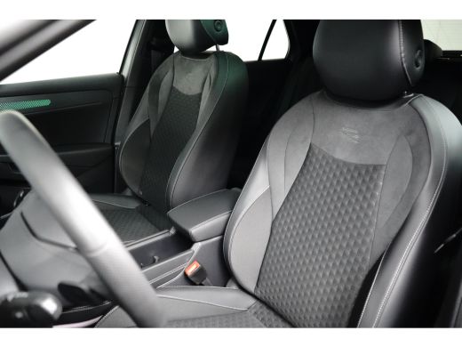 Volkswagen T-Roc 1.5 eTSI 150PK DSG-7 R-Line | PANORAMADAK | GARANTIE TOT 29/4/2031 | AUTO A. KLEP | STOELVERW. | ... ActivLease financial lease