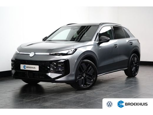 Volkswagen T-Roc 1.5 eTSI 150PK R-Line | VERLENG. FABRK. GARANTIE | SNEL LEVERBAAR! | PANORAMA DAK | CAMERA | STOE... ActivLease financial lease