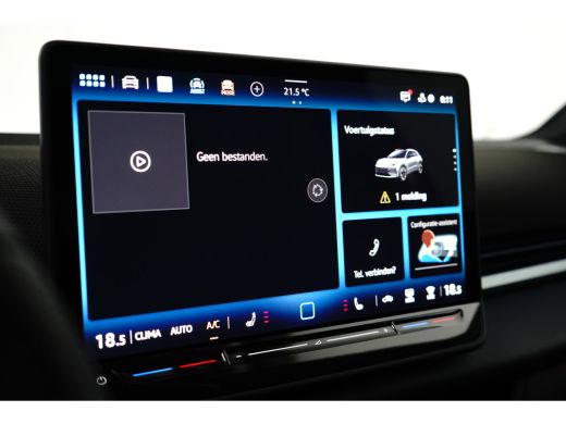 Volkswagen T-Roc 1.5 eTSI 150PK R-Line | VERLENG. FABRK. GARANTIE | SNEL LEVERBAAR! | PANORAMA DAK | CAMERA | STOE... ActivLease financial lease