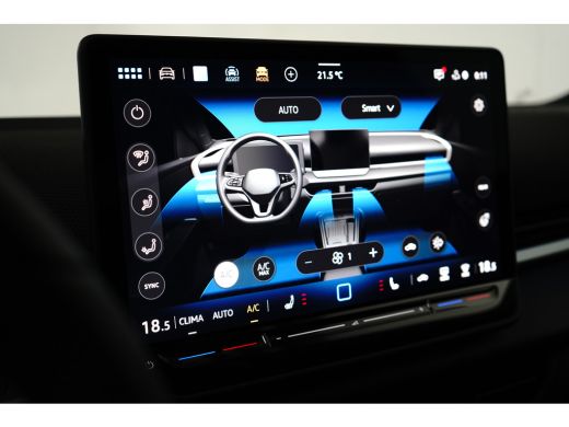 Volkswagen T-Roc 1.5 eTSI 150PK R-Line | VERLENG. FABRK. GARANTIE | SNEL LEVERBAAR! | PANORAMA DAK | CAMERA | STOE... ActivLease financial lease