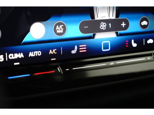Volkswagen T-Roc 1.5 eTSI 150PK R-Line | VERLENG. FABRK. GARANTIE | SNEL LEVERBAAR! | PANORAMA DAK | CAMERA | STOE... ActivLease financial lease