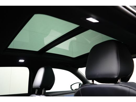 Volkswagen T-Roc 1.5 eTSI 150PK R-Line | VERLENG. FABRK. GARANTIE | SNEL LEVERBAAR! | PANORAMA DAK | CAMERA | STOE... ActivLease financial lease