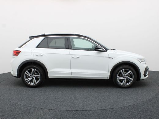 Volkswagen T-Roc 1.5 TSI R-Line | IQ light | Trekhaak afnb. | Camera | Stoel verw. | Prijs Rijklaar!! ActivLease financial lease
