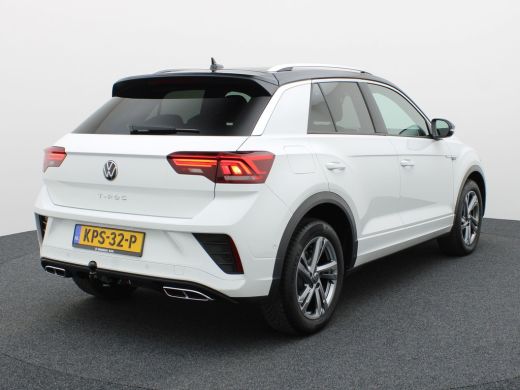 Volkswagen T-Roc 1.5 TSI R-Line | IQ light | Trekhaak afnb. | Camera | Stoel verw. | Prijs Rijklaar!! ActivLease financial lease