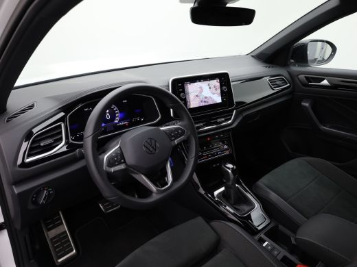 Volkswagen T-Roc 1.5 TSI R-Line | IQ light | Trekhaak afnb. | Camera | Stoel verw. | Prijs Rijklaar!! ActivLease financial lease
