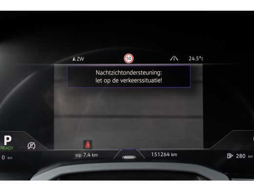 Volkswagen Touareg 3.0 TSi 4MOTION R Trekhaak Luchtvering Camera Nightvision ActivLease financial lease