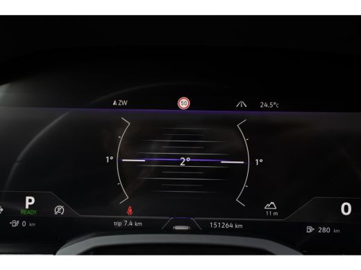 Volkswagen Touareg 3.0 TSi 4MOTION R Trekhaak Luchtvering Camera Nightvision ActivLease financial lease