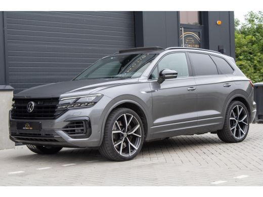 Volkswagen Touareg 3.0 TSi 4MOTION R Trekhaak Luchtvering Camera Nightvision ActivLease financial lease