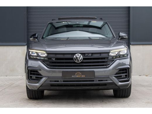 Volkswagen Touareg 3.0 TSi 4MOTION R Trekhaak Luchtvering Camera Nightvision ActivLease financial lease