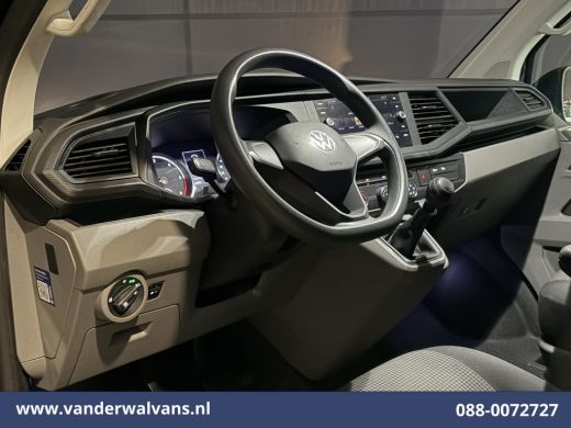 Volkswagen Transporter 2.0 TDI L2H1 Euro6 Airco | Navigatie | Apple Carplay | Cruisecontrol | Trekhaak Parkeersensoren ActivLease financial lease