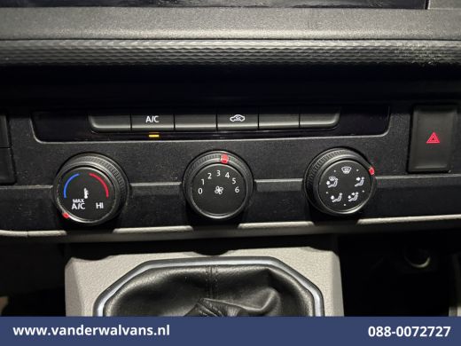 Volkswagen Transporter 2.0 TDI L2H1 Euro6 Airco | Navigatie | Apple Carplay | Cruisecontrol | Trekhaak Parkeersensoren ActivLease financial lease