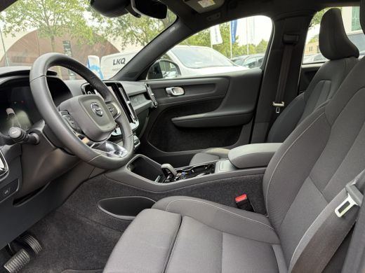 Volvo  C40 Recharge Core 69 kWh 26.000 KM | SOH 96% | Panorama | Stoel- & Stuurverwarming | Achteruitrijcame... ActivLease financial lease