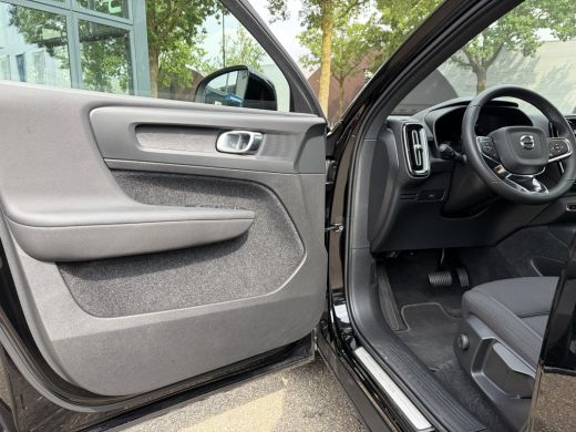 Volvo  C40 Recharge Core 69 kWh 26.000 KM | SOH 96% | Panorama | Stoel- & Stuurverwarming | Achteruitrijcame... ActivLease financial lease
