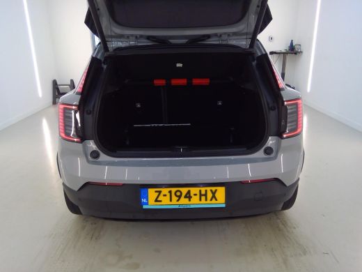 Volvo  EX30 Single Motor Extended Range Ultra 69 kWh | Trekhaak | Stoel + Stuurverwarming | 20 inch LM Velgen... ActivLease financial lease